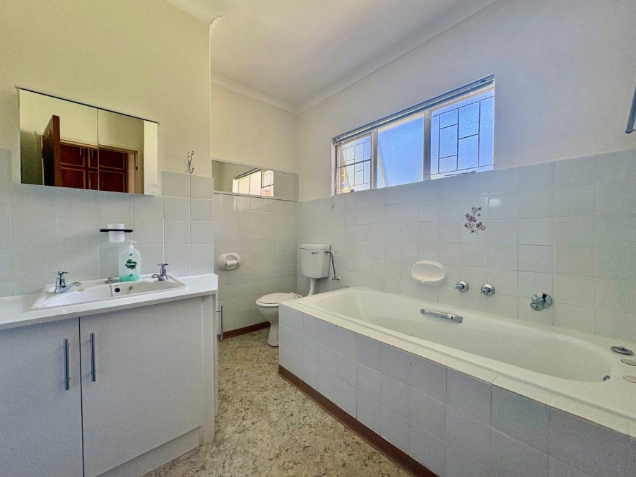 3 Bedroom Property for Sale in Universitas Ridge Free State